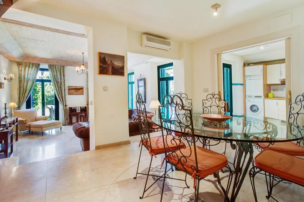 Villa Adosado En Ribera Del Emperador Sotogrande España