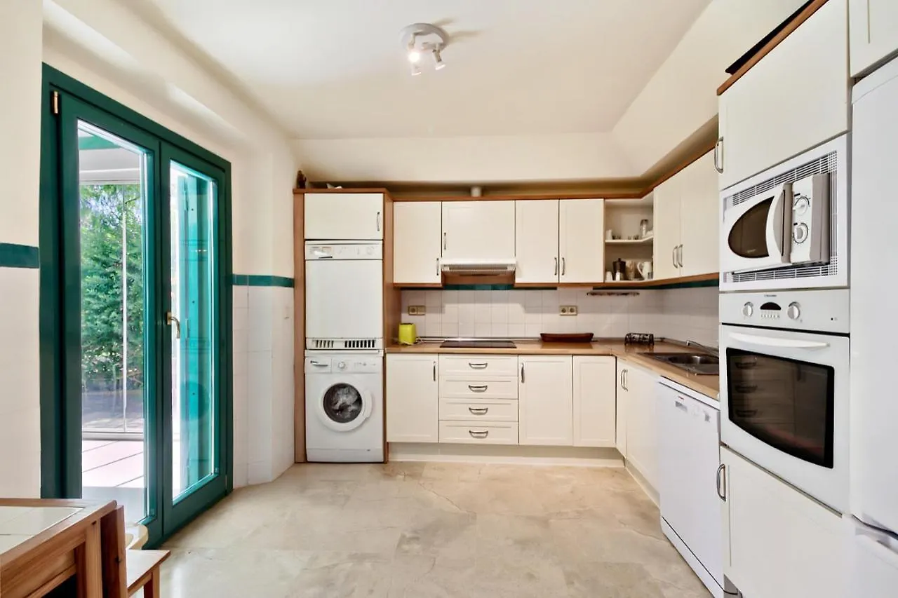 Сasa de vacaciones Villa Adosado En Ribera Del Emperador Sotogrande España