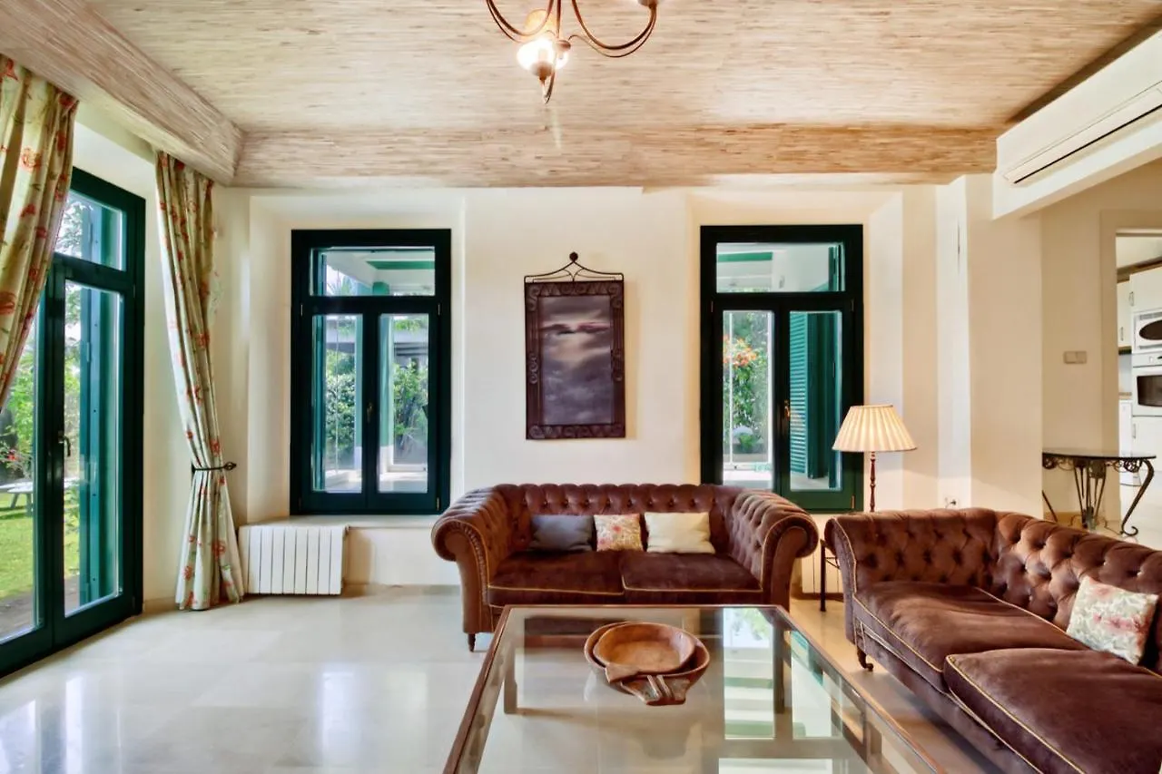 Сasa de vacaciones Villa Adosado En Ribera Del Emperador Sotogrande