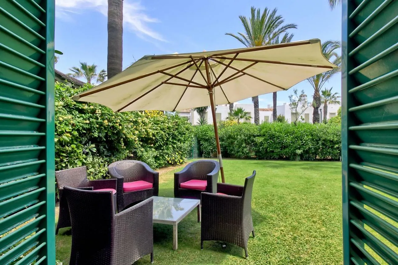 Villa Adosado En Ribera Del Emperador Sotogrande